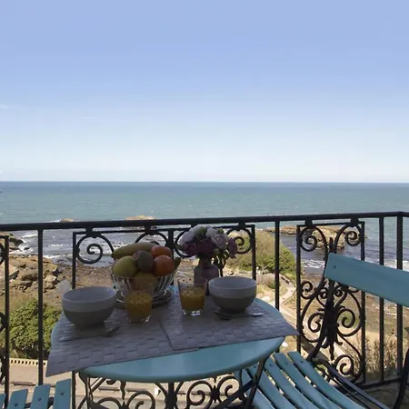 Studio With Sea View & Balcony - - Welkeys * Biarritz